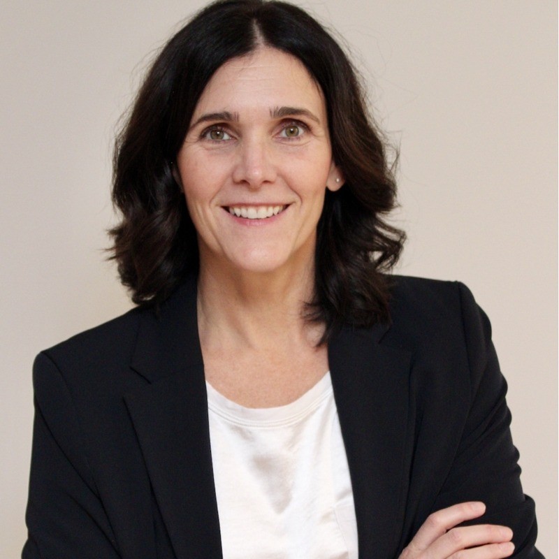 Julie Papineau